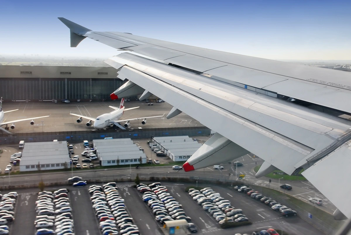 Heathrow Terminal 4 Minibus Transfers